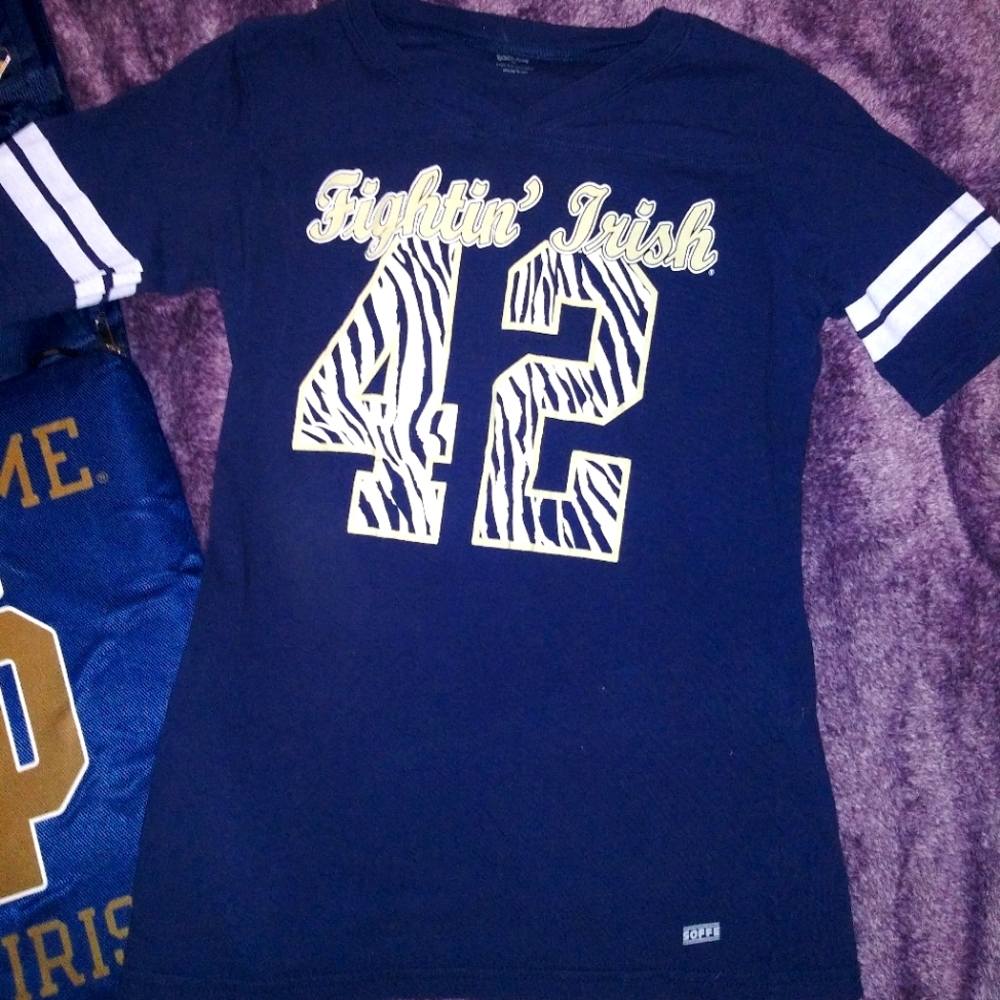 Notre Dame Tee with free gift